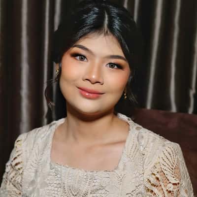 Non wedding makeup inc retouch - chamelia masfufah