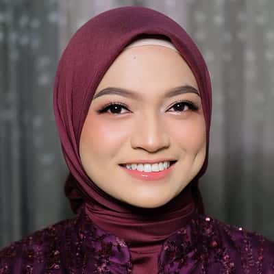 Group makeup - chamelia masfufah