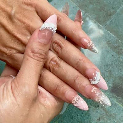 Polygel Extension + Nail Art - Cynthia Debbie