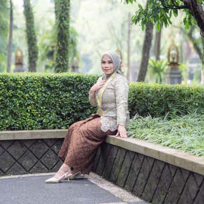 Makeup Premium+Hijabdo - Elvira Makeup Malang