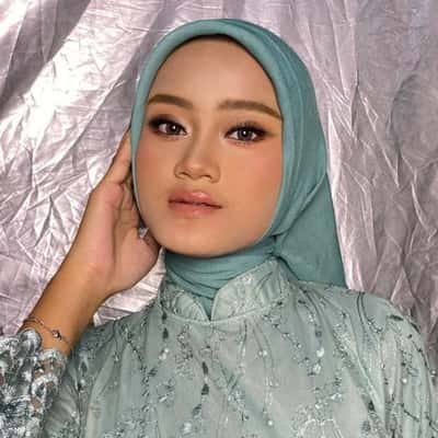 Makeup Reguler  - Nuraini Hamdi