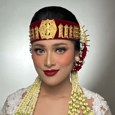 Wedding Makeup - Fransiska Ditha Edinia