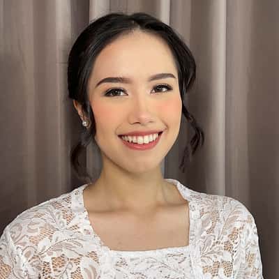 Makeup  - Cecilia Monica