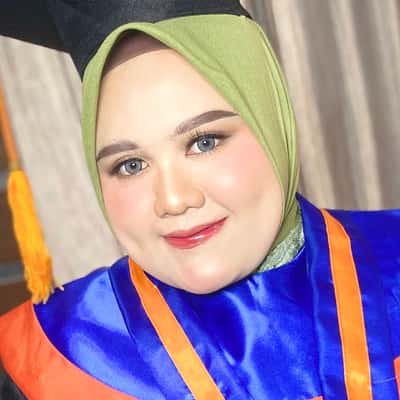 wisuda - Dian Nopelia