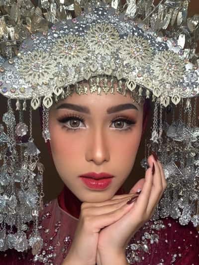 Bride make up - Sri Wahyuni