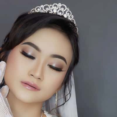 Make Up Akad/Pemberkatan-Make Up only no retouch - Eva Asverlia 
