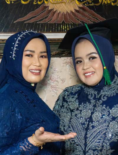 Family Photoshoot Makeup - GH Makeup Studio