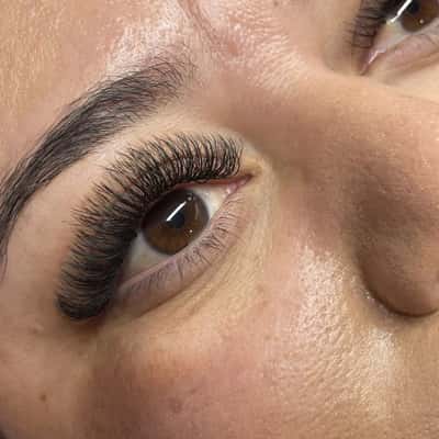 Eyelash Russian - Julie Shu