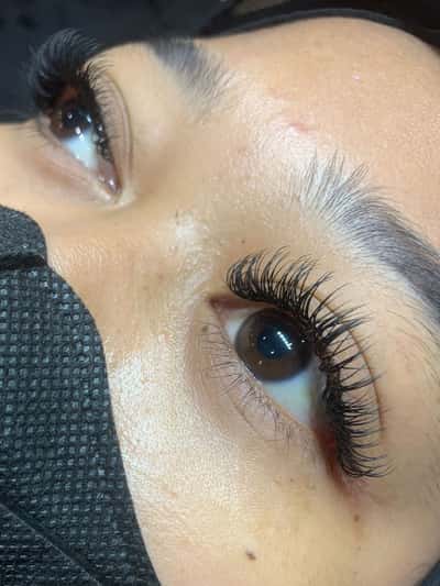 Natural premium lash  - Fathiya Aldil