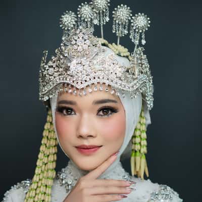 Private makeup pengantin - Resesi Rianiati