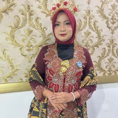 Makeup For MC - Resesi Rianiati