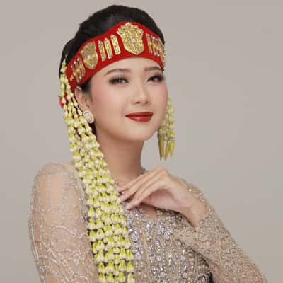 Makeup wedding & retouch  - Jeny  Soraya