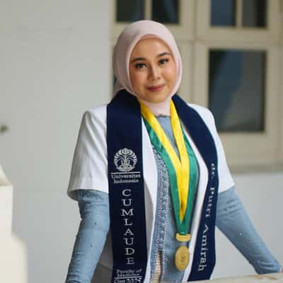 Makeup only wisuda - Almira Rachma