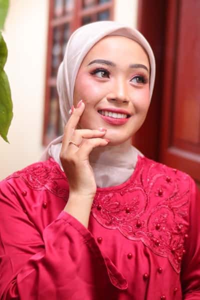 Wisuda dewasa - Arza  Makeup