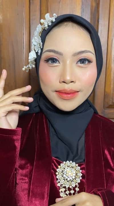 Makeup reguler - Arza  Makeup