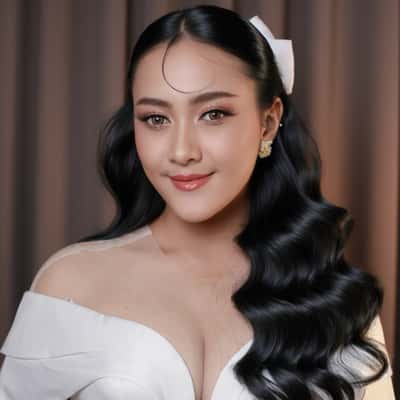 Premium makeup - Brushedby_ tiffany