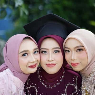 Graduation + Pendamping wisudawan  - Brushedby_ tiffany