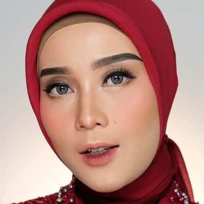 Makeup enggagement only  - Umi  Umayroh 