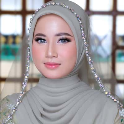 Makeup & Hijab (Regular) - Kirana Ratih  Dewi