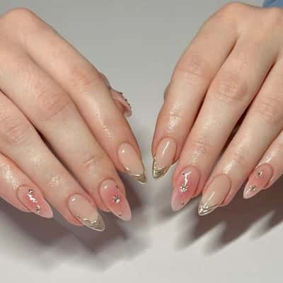 Pink theme nail art - Caroline  Nailist