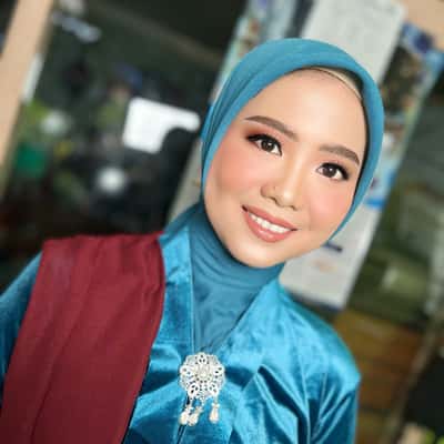 makeup hijabdo regular - Rina hariyanti