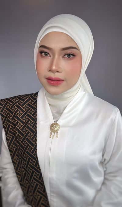 Reguler Makeup - Febrina Erlinawati