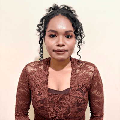 Graduation Makeup - Yosi Octavia