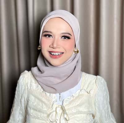 Makeup reguler - Anis Fauziyah