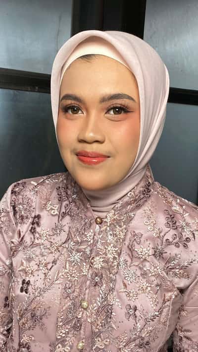 makeup regular  - Viceria Putri Tunggadewi