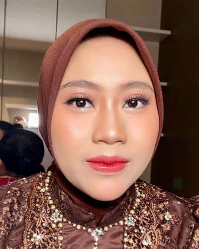 makeup graduation premium - Viceria Putri Tunggadewi