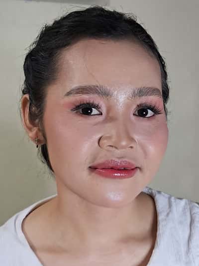 Makeup Everyday Glam without hairdo - NICKY ANASTASYA