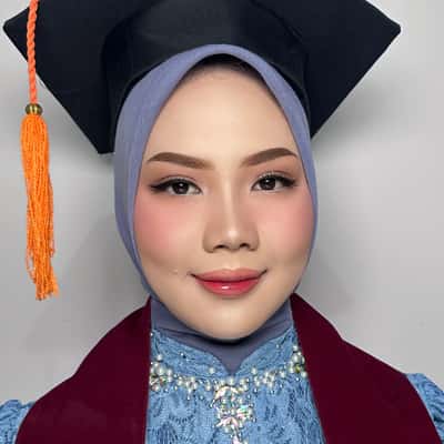 Graduation Makeup  - Khusnul Khotimah