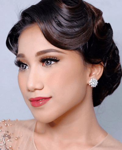 Makeup and Hairdo - Nisa Nazir