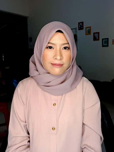 Basic Make Up - B'tari Laras