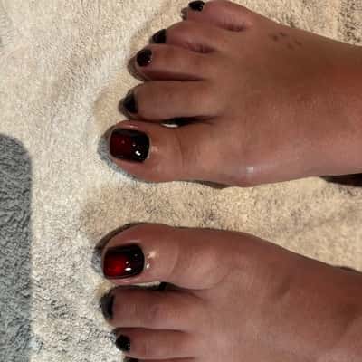 Pedicure gel polish - Niluh Putu Ariani