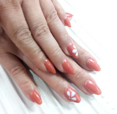 Nail extention + sticker 2 jari - Michi Nail Designer