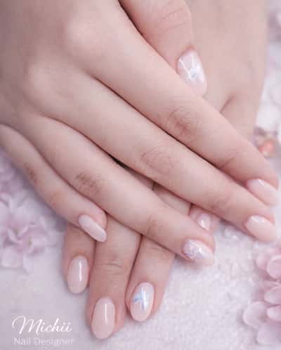 Nail extention + sticker 4 jari - Michi Nail Designer