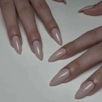 Manicure + Nail Gel  - vanetta halim