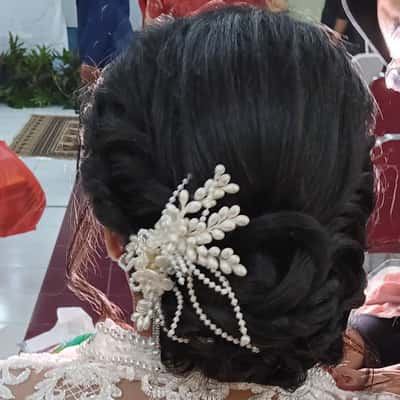 Hairdo bride  - Asih Aseh