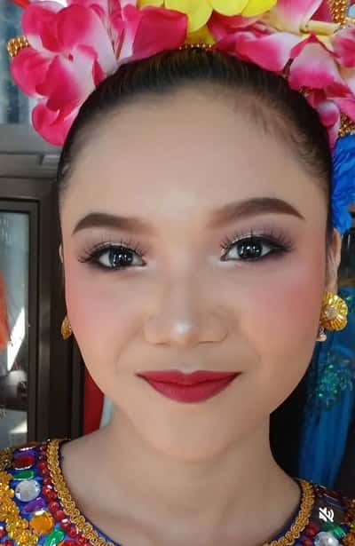 Makeup  - Erna  Purnamaningsih 