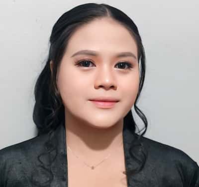Make up & hairdo - Feni Oktaviani