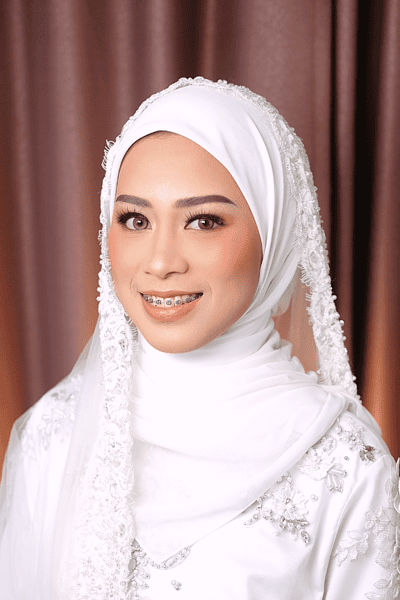 Make up Akad  - By Arazmakeup