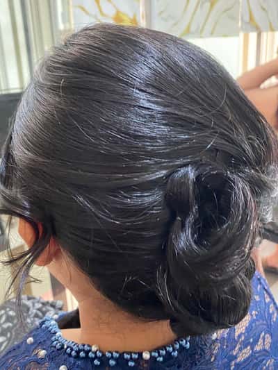 Sanggul modern rambut sendiri/ pasamg sanggul - Harum salon By Eva