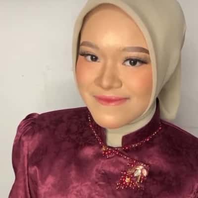 Party makeup - Adhenna MUA