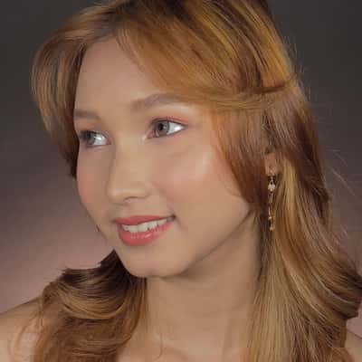 Basic Daily Makeup Class (1:1)  - Meischa Walia MUA