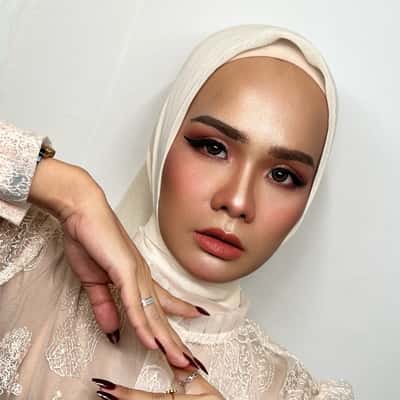 Makeup Lamaran atau Tunangan atau Pengajian - Tukang Rias Keliling By Echa Tasrief