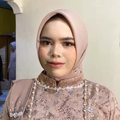 makeup only FREE HIJABDO SIMPLE - Jingga Adellia