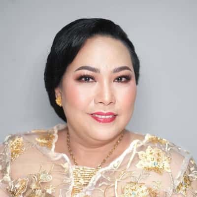 Makeup + Hairdo Mom's Bride - Ida Maulida