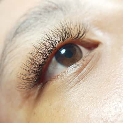 Natural Russian  - Niken Arum