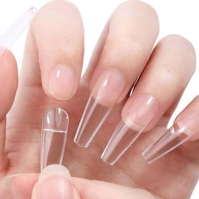 Nail Extension - Safira Utami
